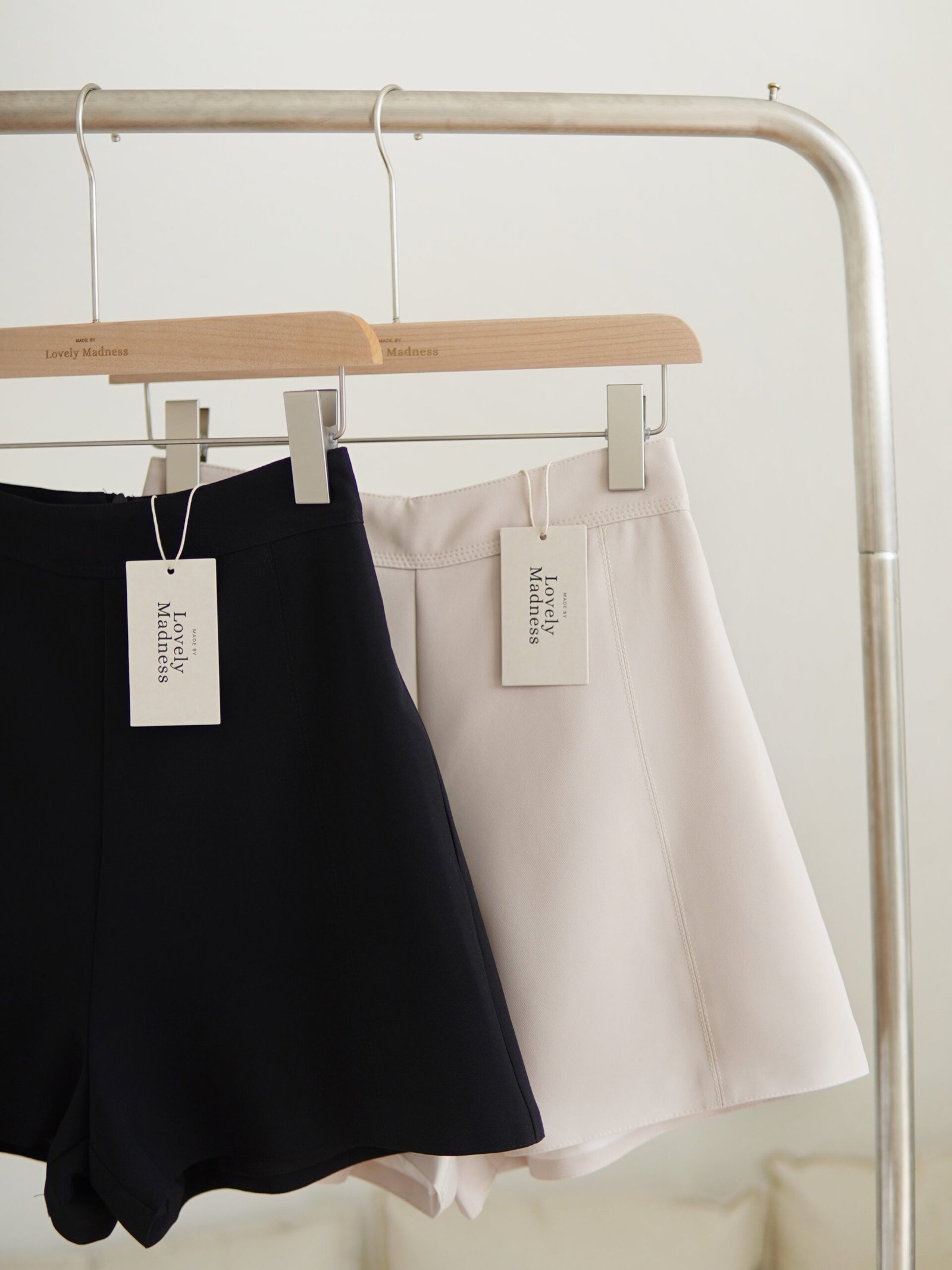 Laylia Tailored A-line Shorts - Image 2