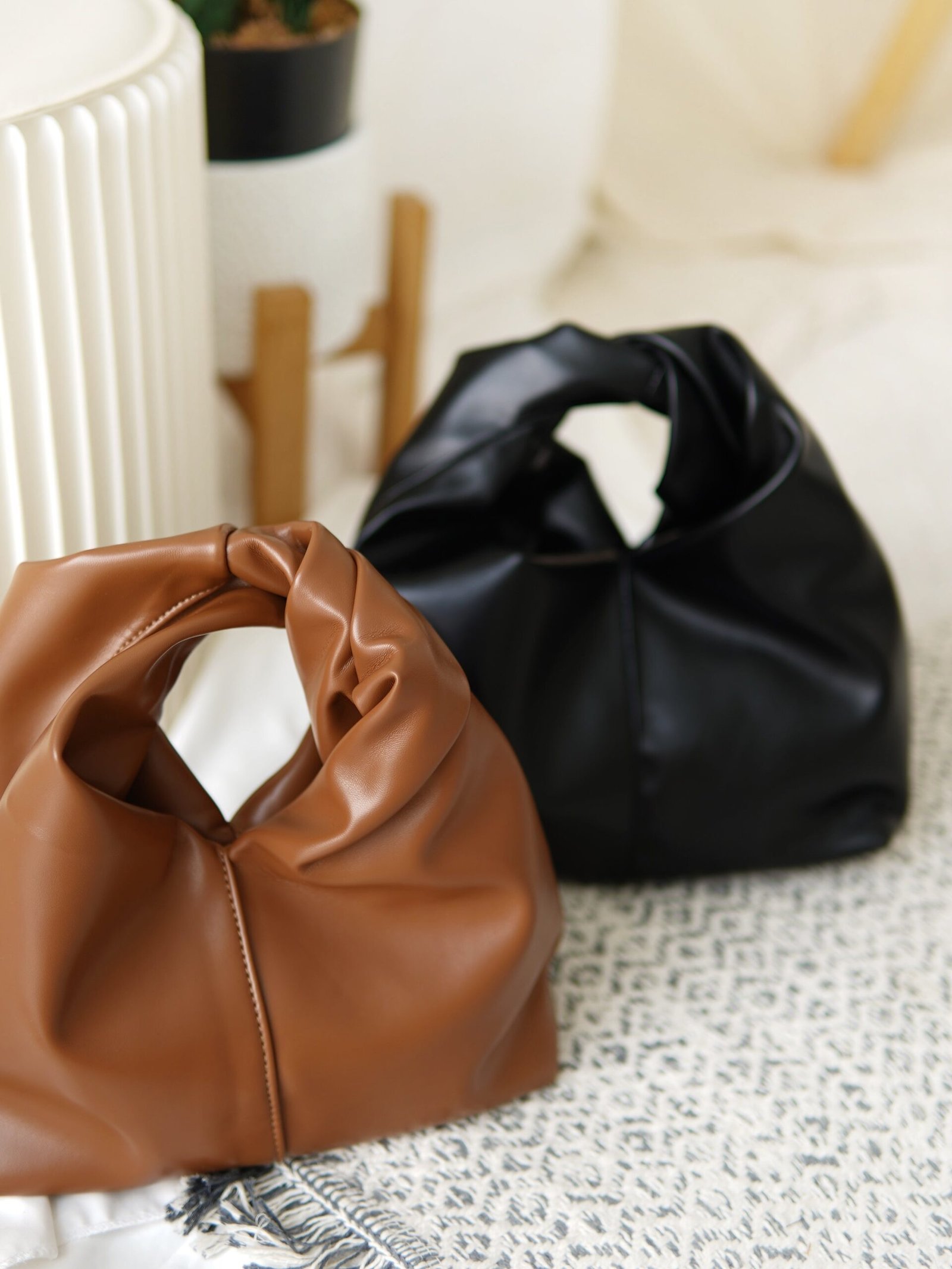 KOREAN SEOUL HANDBAG